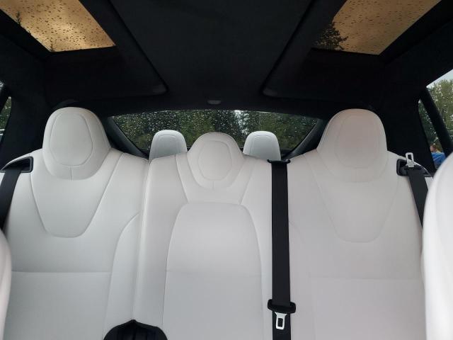 82632375 :رقم المزاد ، 5YJXCAE24JF126015 vin ، 2018 Tesla Model X مزاد بيع