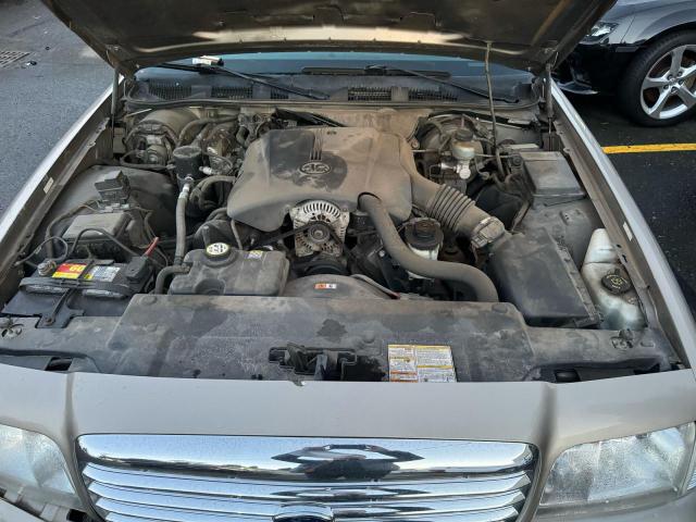 Aukcja sprzedaży 2001 Ford Crown Vict, vin: 2FAFP74W41X162882, numer aukcji: 86195325