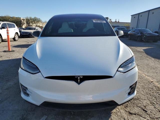 2018 Tesla Model X მანქანა იყიდება აუქციონზე, vin: 5YJXCBE28JF088584, აუქციონის ნომერი: 89918805