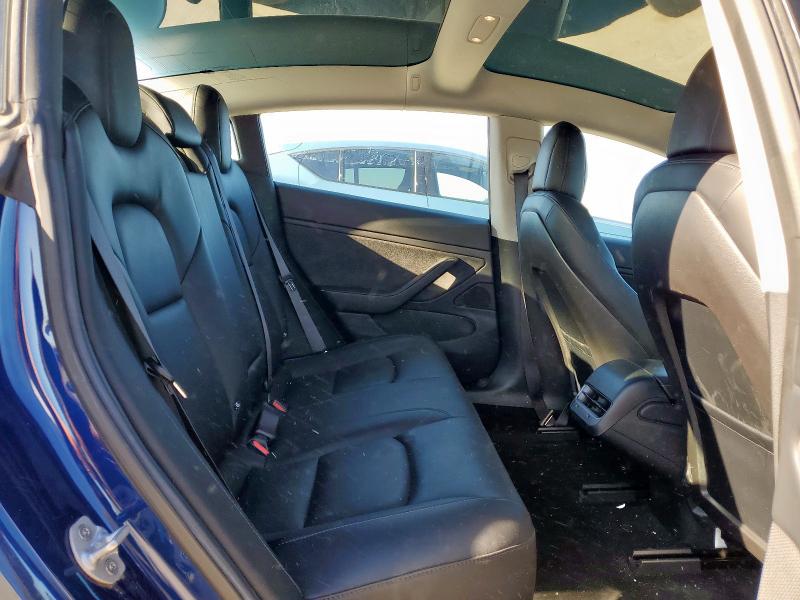 90368615 :رقم المزاد ، 5YJ3E1EAXJF034990 vin ، 2018 Tesla Model 3 مزاد بيع