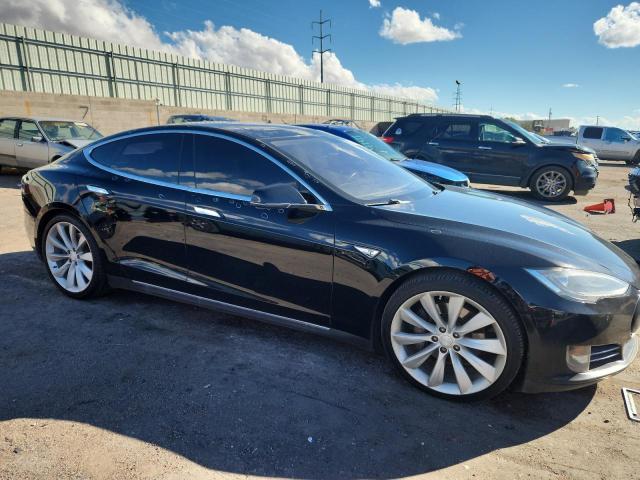 84632825 :رقم المزاد ، 5YJSA1DP6DFP22647 vin ، 2013 Tesla Model S مزاد بيع