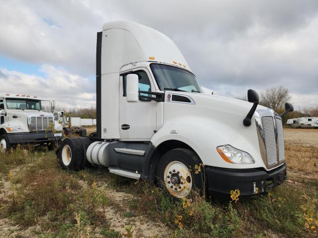 Продажа на аукционе авто 2016 Kenworth T680, vin: 1XKYA48X4GJ119199, номер лота: 82110625