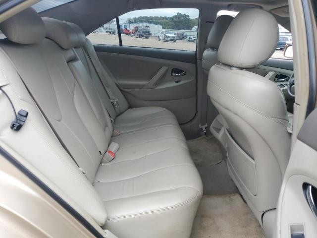 89895955 :رقم المزاد ، 4T1BF3EK7AU512105 vin ، 2010 Toyota Camry مزاد بيع