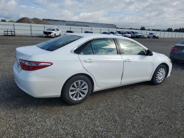 2015 Toyota Camry Le მანქანა იყიდება აუქციონზე, vin: 4T1BF1FK3FU027762, აუქციონის ნომერი: 85202915