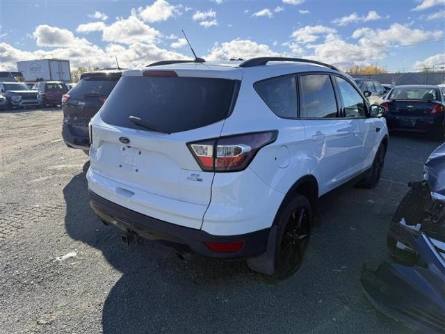 2017 Ford Escape მანქანა იყიდება აუქციონზე, vin: 1FMCU9G9XHUE79361, აუქციონის ნომერი: 84760805