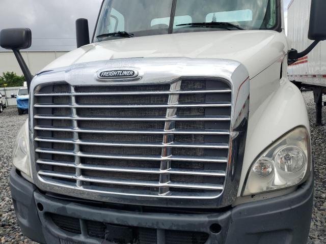 Продажа на аукционе авто 2017 Freightliner Cascadia 1, vin: 3AKBGADV5HSJD0486, номер лота: 83940885