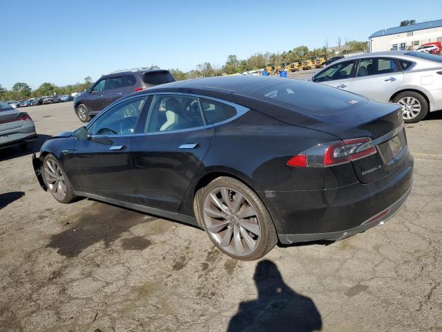84801945 :رقم المزاد ، 5YJSA1H24FFP78507 vin ، 2015 Tesla Model S مزاد بيع