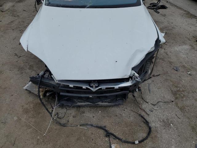 86070605 :رقم المزاد ، 5YJSA1E15GF156138 vin ، 2016 Tesla Model S مزاد بيع