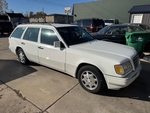 90707835 :رقم المزاد ، WDBEA92E2SF296279 vin ، 1995 Mercedes-benz E 320 مزاد بيع