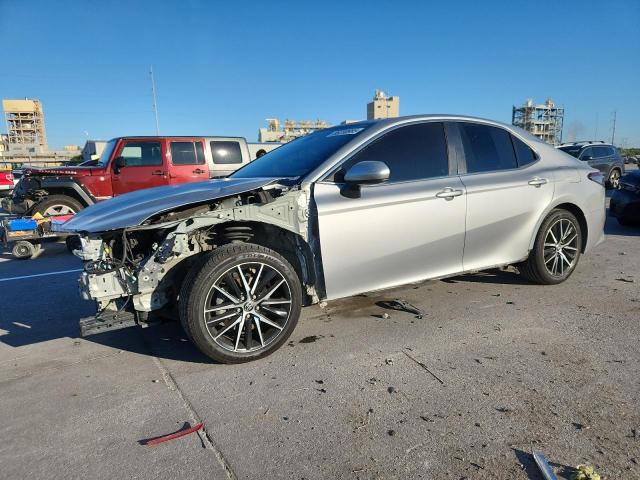 86230985 :رقم المزاد ، 4T1G11AK9MU427835 vin ، 2021 Toyota Camry مزاد بيع