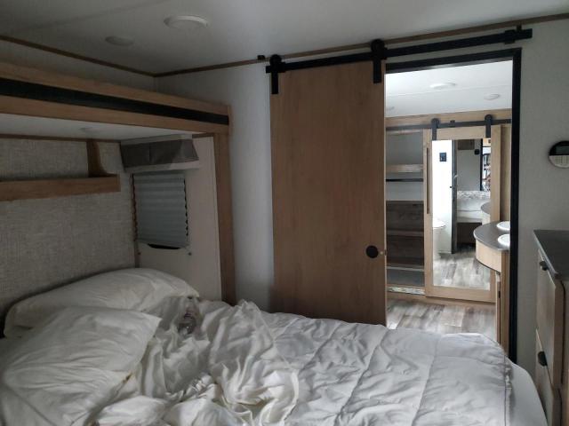 Продажа на аукционе авто 2024 Forest River Sabre, vin: 5ZT3SR3B2R6113384, номер лота: 66330995