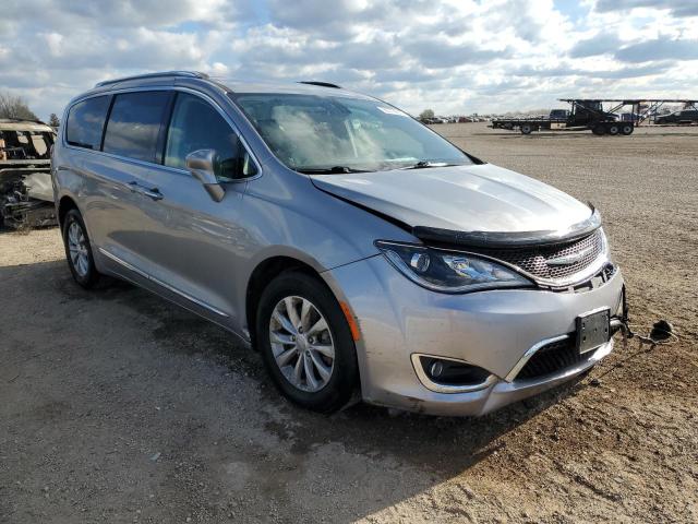 90378685 :رقم المزاد ، 2C4RC1BG0JR210992 vin ، 2018 Chrysler Pacifica مزاد بيع