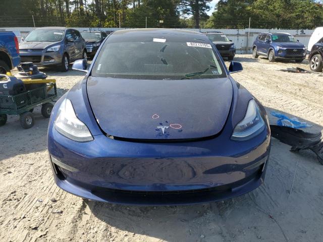 82213705 :رقم المزاد ، 5YJ3E1EB2KF465057 vin ، 2019 Tesla Model 3 مزاد بيع