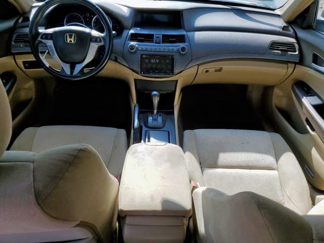 90247115 :رقم المزاد ، JHMCP26498C037135 vin ، 2008 Honda Accord مزاد بيع