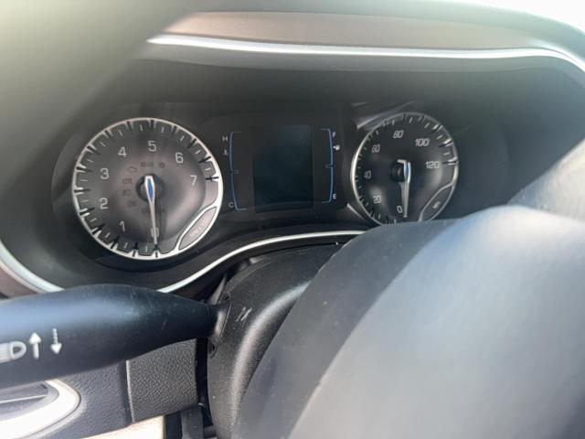 Продажа на аукционе авто 2018 Chrysler Pacifica L, vin: 2C4RC1CG9JR288914, номер лота: 90384875