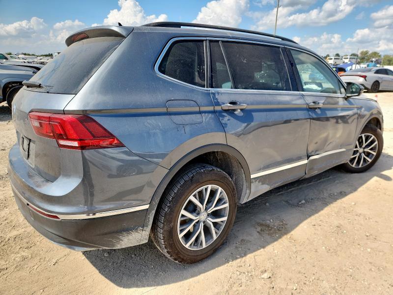 Продажа на аукционе авто 2020 Volkswagen Tiguan, vin: 3VV3B7AX0LM096307, номер лота: 82325245