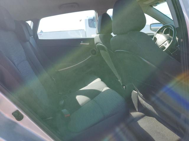 86067825 :رقم المزاد ، KMHCT5AE5HU336836 vin ، 2017 Hyundai Accent مزاد بيع