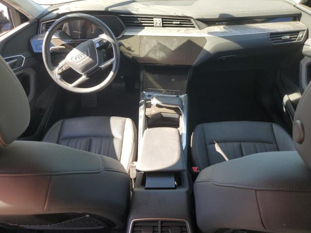 89839105 :رقم المزاد ، WA1LABGE3MB019699 vin ، 2021 Audi E-tron مزاد بيع