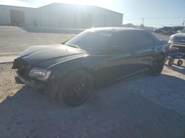 Продажа на аукционе авто 2018 Chrysler 300, vin: 2C3CCABG6JH159983, номер лота: 90228845