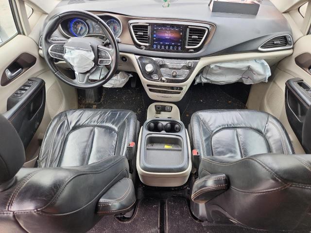 2017 Chrysler Pacifica Touring L მანქანა იყიდება აუქციონზე, vin: 2C4RC1BG1HR831717, აუქციონის ნომერი: 87287205