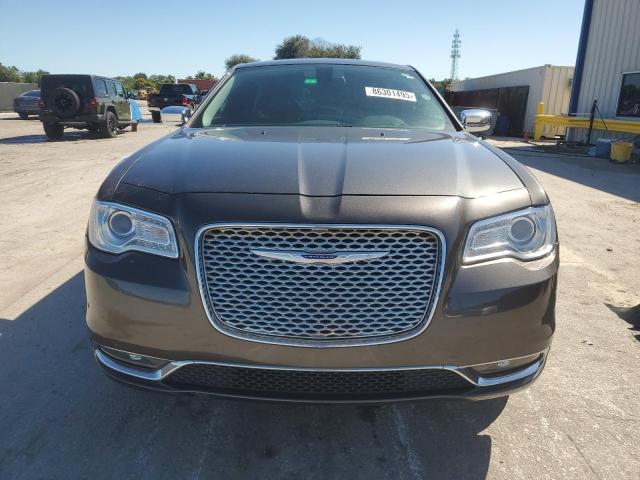 86301495 :رقم المزاد ، 2C3CCAEG0KH594821 vin ، 2019 Chrysler 300 مزاد بيع