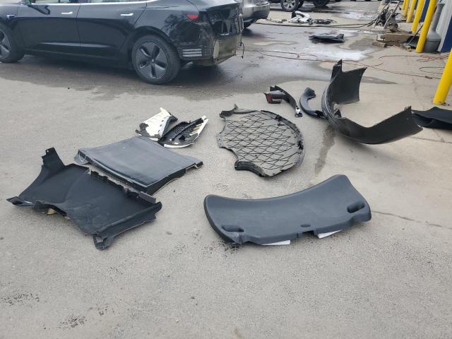 Продажа на аукционе авто 2018 Tesla Model 3, vin: 5YJ3E1EA4JF155191, номер лота: 90493045