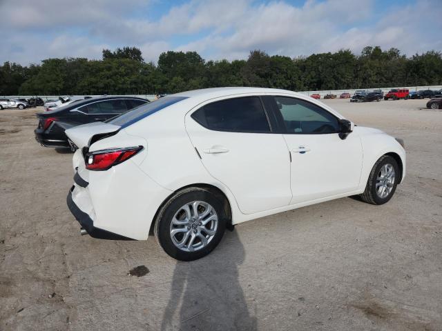 86164345 :رقم المزاد ، 3MYDLBZV9GY135191 vin ، 2016 Toyota Scion Ia مزاد بيع