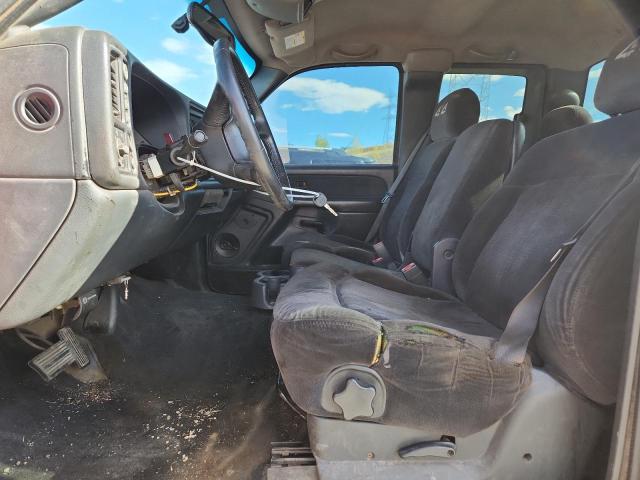 2002 Chevrolet Silverado მანქანა იყიდება აუქციონზე, vin: 2GCEK19T021200032, აუქციონის ნომერი: 84865555