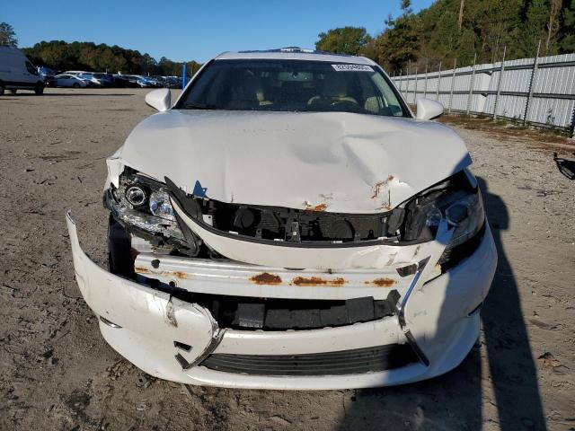82594805 :رقم المزاد ، JTHBK1GG7F2185803 vin ، 2015 Lexus Es مزاد بيع