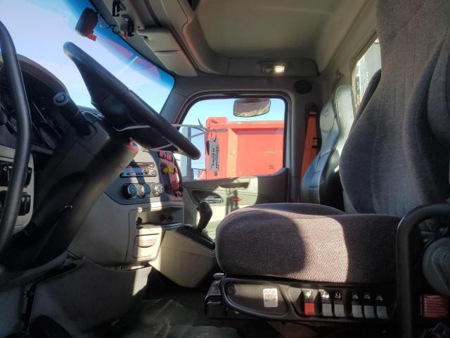 Продаж на аукціоні авто 2018 Peterbilt 579, vin: 1XPBA48X3JD477710, номер лоту: 86332595