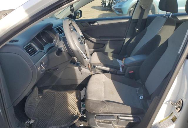 81991445 :رقم المزاد ، 3VW2B7AJ5HM341094 vin ، 2017 Volkswagen Jetta مزاد بيع