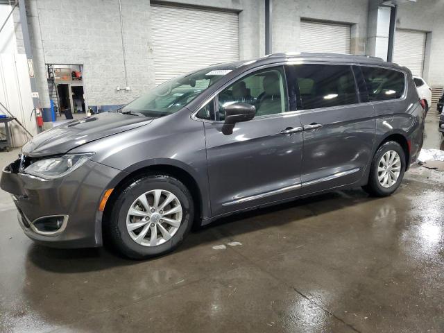 Продажа на аукционе авто 2018 Chrysler Pacifica, vin: 2C4RC1EG2JR121887, номер лота: 90336805