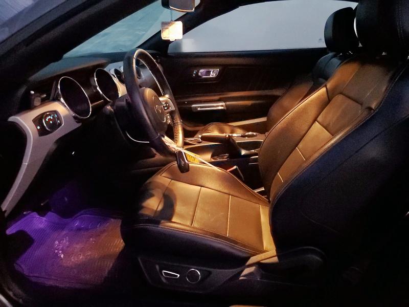 90064495 :رقم المزاد ، 1FATP8UH8F5424938 vin ، 2015 Ford Mustang مزاد بيع