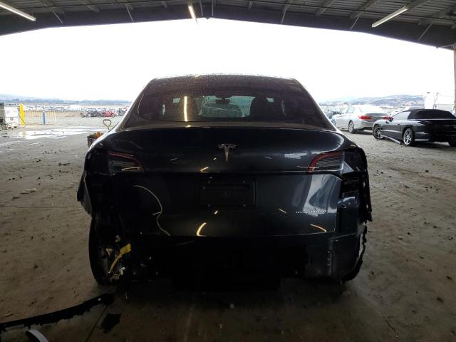 84231255 :رقم المزاد ، 7SAYGDEE5SF285165 vin ، 2025 Tesla Model Y مزاد بيع