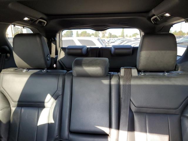 2017 Land Rover Discovery მანქანა იყიდება აუქციონზე, vin: SALRRBBV3HA036796, აუქციონის ნომერი: 86125515