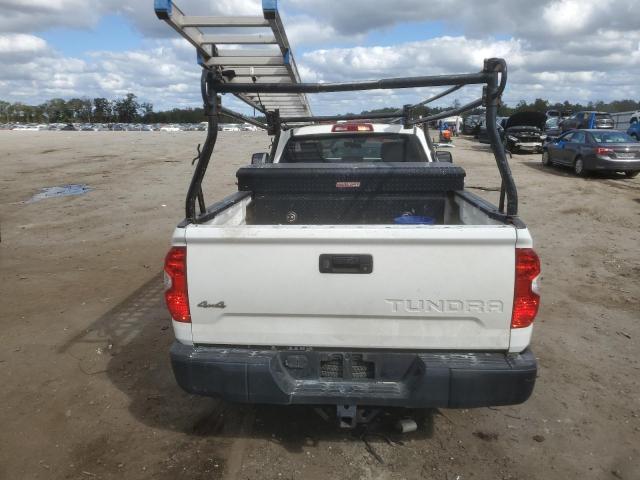 Auction sale of the 2018 Toyota Tundra, vin: 5TFCY5F15JX023611, lot number: 75347415