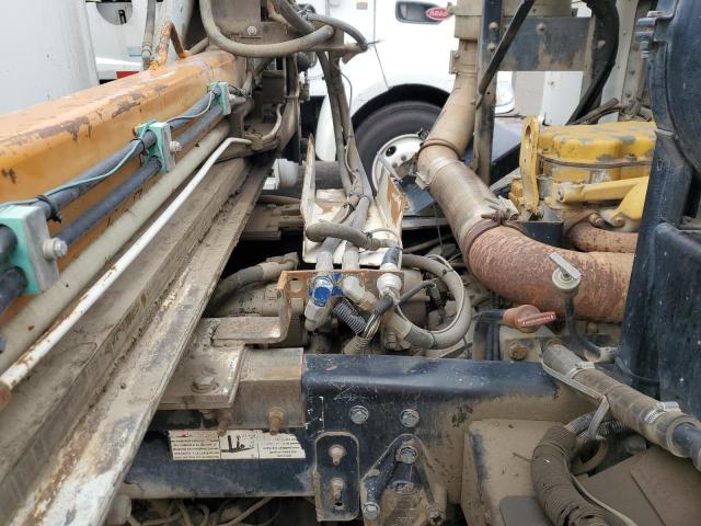 Продаж на аукціоні авто 2003 Peterbilt Tractor 320, vin: 1NPZLT0X63D713956, номер лоту: 81089595