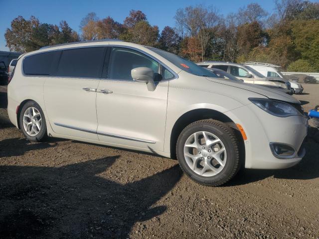 Продаж на аукціоні авто 2017 Chrysler Pacifica, vin: 2C4RC1EG5HR668999, номер лоту: 90056895