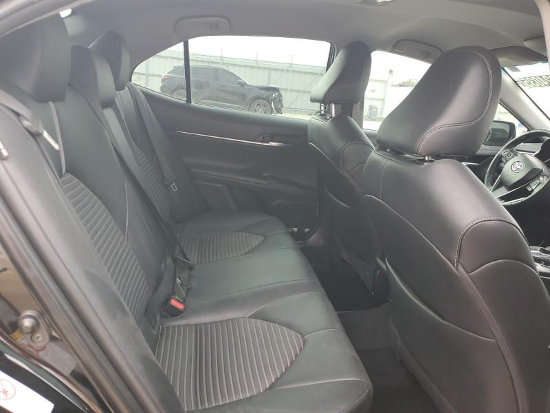 Продажа на аукционе авто 2018 Toyota Camry L, vin: 4T1B11HK0JU040621, номер лота: 89824035