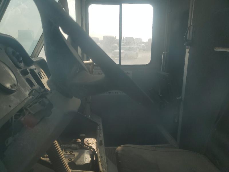 Продаж на аукціоні авто 2004 Freightliner Chassis M, vin: 4UZAANBW94CM64484, номер лоту: 87409775