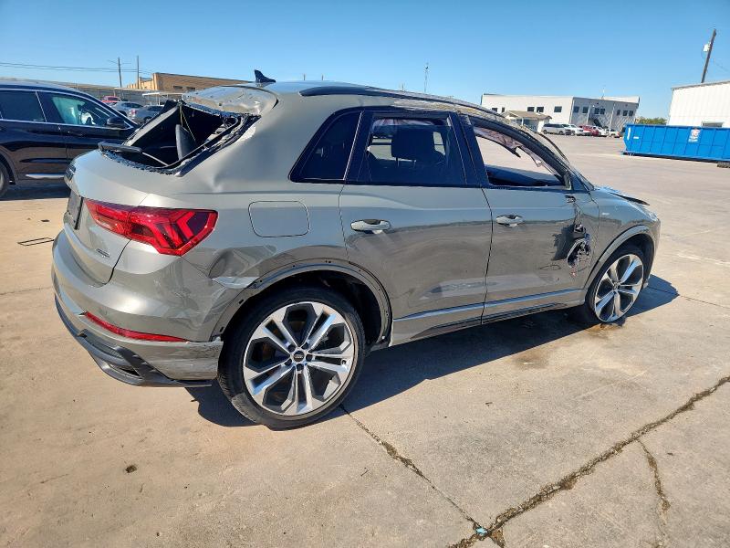90832715 :رقم المزاد ، WA1EECF30N1039242 vin ، 2022 Audi Q3 مزاد بيع