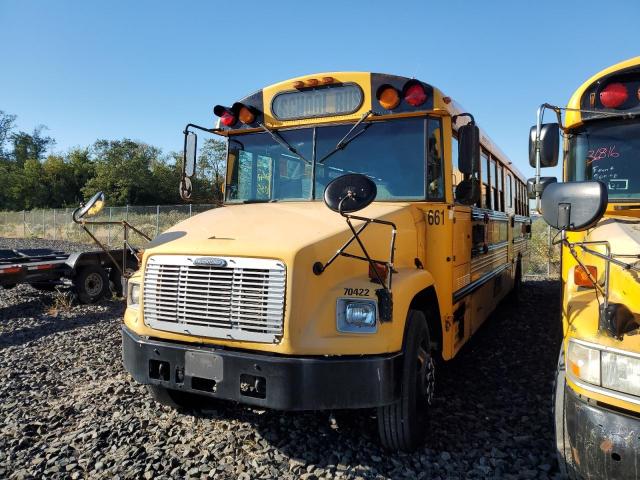 84471085 :رقم المزاد ، 4UZAAXCSX4CM20906 vin ، 2004 Freightliner Saf-t-liner C2 مزاد بيع