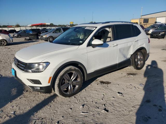 Продажа на аукционе авто 2021 Volkswagen Tiguan, vin: 3VV3B7AX2MM046610, номер лота: 82300805