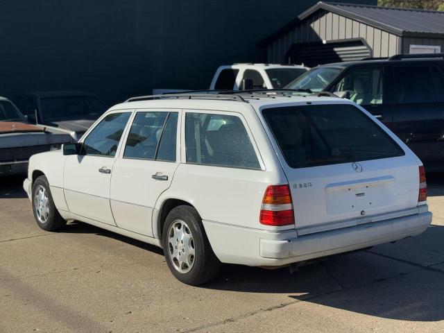 90707835 :رقم المزاد ، WDBEA92E2SF296279 vin ، 1995 Mercedes-benz E 320 مزاد بيع