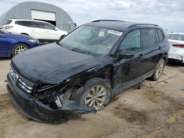 85386605 :رقم المزاد ، 3VV0B7AX3JM101368 vin ، 2018 Volkswagen Tiguan مزاد بيع