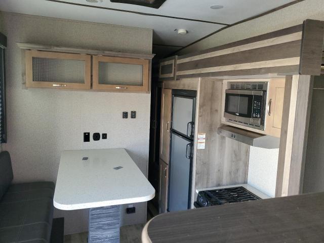 Продажа на аукционе авто 2018 Keystone Trailer, vin: 4YDF33422J1533295, номер лота: 84740015
