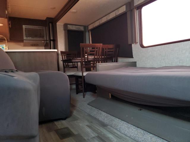86273015 :رقم المزاد ، 4X4TWDC26LA268169 vin ، 2020 Wildwood Wildwood مزاد بيع