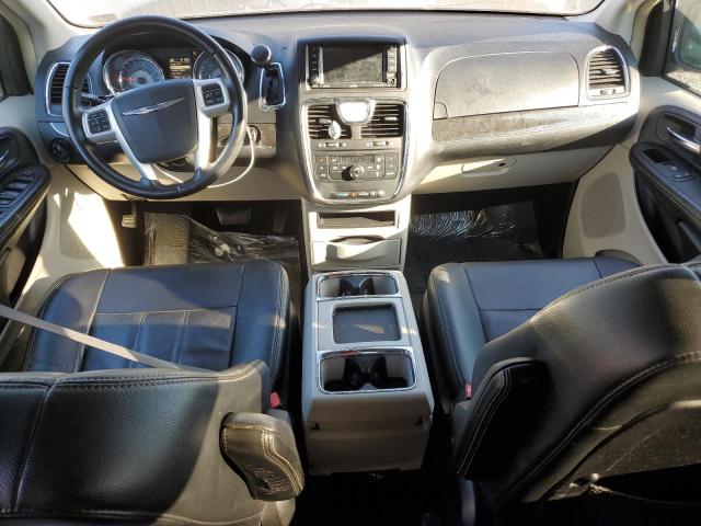 82713255 :رقم المزاد ، 2C4RC1BG0GR288715 vin ، 2016 Chrysler Town & Country مزاد بيع