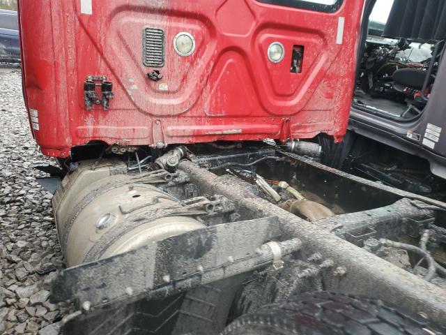 Продаж на аукціоні авто 2015 Freightliner Cascadia 1, vin: 3AKJGEDV6FSGJ6926, номер лоту: 84729065