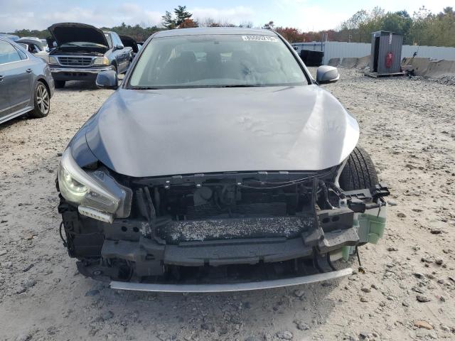 85505215 :رقم المزاد ، JN1EV7AP0JM359311 vin ، 2018 Infiniti Q50 Luxe مزاد بيع